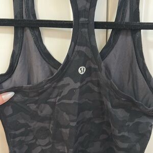 Lululemon Top